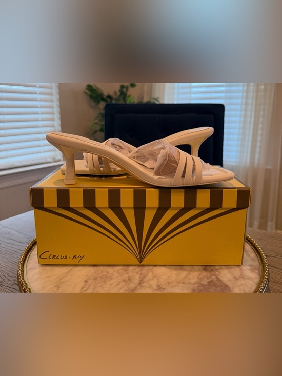 Circus by Sam Edelman Shoes - Circus by Sam Edelman White Cecily Heeled Mules | Sz. 7.5M | (NWB)
